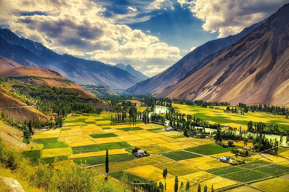 book ghizer valley trip